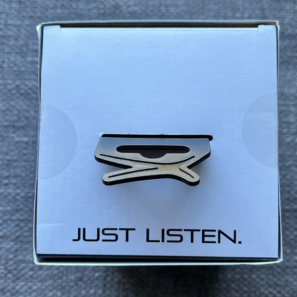 New! Altec Lansing HydraMotion Everything Proof Bluetooth Speaker - Picture 7 of 16